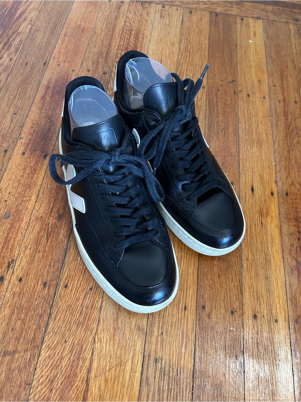 VEJA V 12 Low Top Sneakers Court Everyday Black Off White Shoes